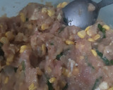 Foto langkah ke 2 dari resep Sawi gulung kuah pedas.