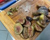 Une image de l'étape 11 de Porc confit aux figues, poivrons et tomates.