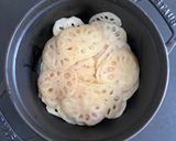 Hình bước làm 2 của món Củ sen kho