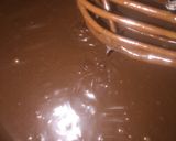A picture of step 3 of Chocolate cake.