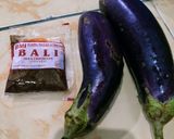 Foto langkah ke 1 dari resep Terong Bali Bumbu Instan.