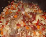 Foto del paso 1 de la receta: Guiso con carne