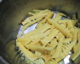 竹筍絲瓜湯的食譜步驟1照片