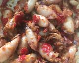 Foto langkah ke 3 dari resep Cumi asin balado bumbu simple.
