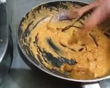A picture of step 6 of Besan ladoo.