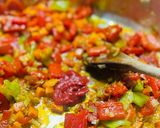 Foto del paso 4 de la receta: Fabes con mejillones 🧄 🌶️ 🥕 🧅 ⚽️ 🥇 🇪🇸