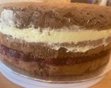 Meggyes marcipános Mozart torta recept fázis 5 fotója