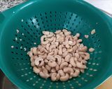 Foto del paso 6 de la receta: Merluza con salsa de champiñones y anacardos