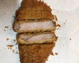 A picture of step 13 of Crispy and Tender Pork Cutlets with Fresh Breadcrumbs.