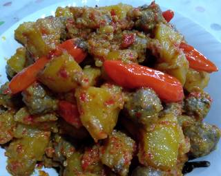 Sambal goreng kentang bola-bola daging langkah memasak 4 foto