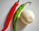 รูปขั้นตอนการทำที่ 3 ของ ตับไก่ผัดพริกหยวก
