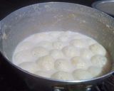 A picture of step 5 of Ras Malai.