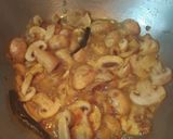A picture of step 3 of Mushroom Toast.