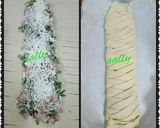 A picture of step 2 of Chicken Braid Pie.