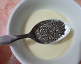 Foto langkah ke 3 dari resep 18) Chia Seed Pudding.