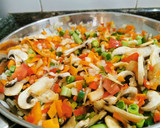 Foto del paso 1 de la receta: Pollo con arroz verduras y curry!!!