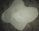Foto del paso 4 de la receta: Croissant (bollería hojaldrada)