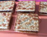 Foto langkah ke 4 dari resep Gabin Crackers isi Daging Cincang saos Bolognise.