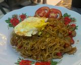 Foto langkah ke 3 dari resep Mie goreng s🥚elaria.
