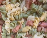 Foto del paso 1 de la receta: Muslitos de pollo a la parrilla con ensalada de fideos