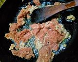 Foto langkah ke 2 dari resep Oseng daging with paprika.