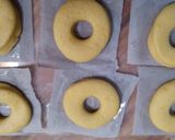 Foto langkah ke 8 dari resep Donat Labu Kuning #kamismanis.