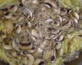 Foto langkah ke 1 dari resep Dadar Champignon (Jamur Kancing).