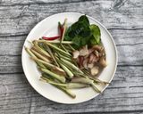 泰式椰奶菇湯Tom Kha Hed的食譜步驟2照片