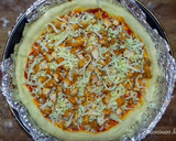 Foto del paso 6 de la receta: Pizza casera con pollo y setas