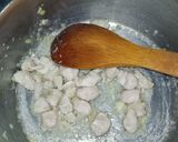 A picture of step 3 of Orange Chicken Macaroni.
