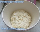 Darázsfészek rizslisztből (Gluténmentes) recept fázis 4 fotója