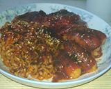 Foto langkah ke 3 dari resep Spicy Samyang with Nori.