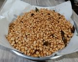 Foto langkah ke 4 dari resep Kacang Bawang Renyah.
