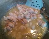 Foto langkah ke 1 dari resep Ayam & Sosis masak saos tiram.