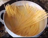 Une image de l'étape 5 de Spaghettis aux Rognons🍝🩷.
