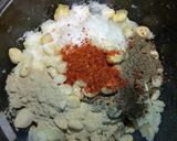 A picture of step 3 of Papad Spring Roll.