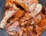Foto langkah ke 1 dari resep Ayam Goreng Terasi Crispy.