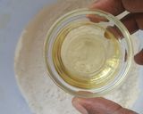 A picture of step 2 of Vanilla French Crepes.