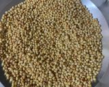 A picture of step 1 of Idli podi gun powder for dosa or idli.