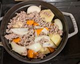 A picture of step 2 of My Lazy Nikujaga - Japanese meat and potato.