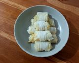 Foto langkah ke 5 dari resep Sawi gulung isi Ayam Tahu.