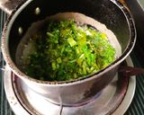 รูปขั้นตอนการทำที่ 2 ของ ผัดคะน้า เคล (Italian kale) คะน้าใบหยัก หรือ คะน้า อิตาเลี่ยน