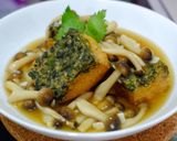 Foto langkah ke 7 dari resep Spinach Tofu with shimeji mushroom sauce.