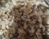 ரோட் சைடு காளான்(roadside mushroom recipe in tamil) ரெசிபி ஸ்டேப் 1 புகைப்படம்