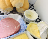Foto del paso 1 de la receta: Pan con queso y mortadela!