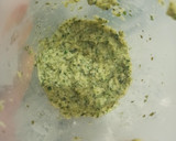 Foto del paso 4 de la receta: Tallarines con salsa de pesto de calabacín y requesón 🍝