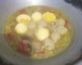 Foto langkah ke 4 dari resep Telur bakso kuah santan.