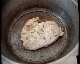 Foto del paso 5 de la receta: Pollo con chutney de cebolla, manzana y dátiles