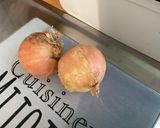 Une image de l'étape 4 de Salade marinée de pommes de terre aux harengs fumés, oignons et cornichons.