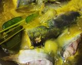 Foto langkah ke 3 dari resep Pindang Ikan Patin Kuah Kuning.